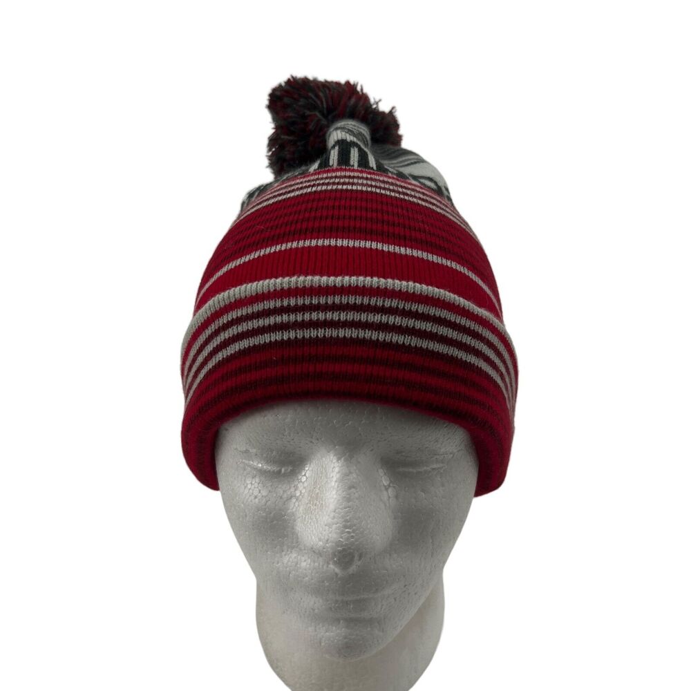 Cirque Beanie Hat Womens One Size Striped Acrylic‎ Steamboat Winter Pom